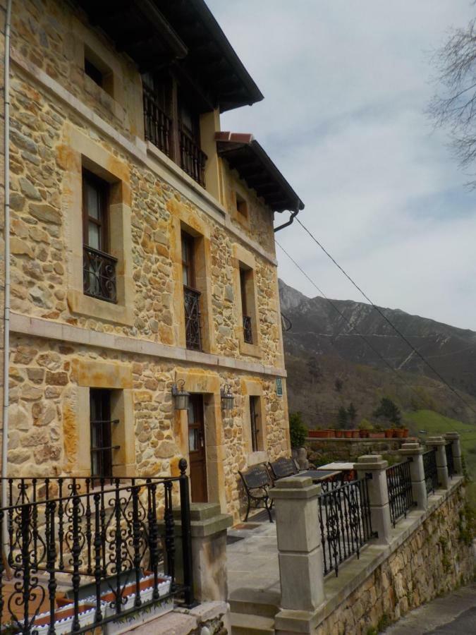 Apartamentos Rurales La Husteriza Ruenes Ngoại thất bức ảnh